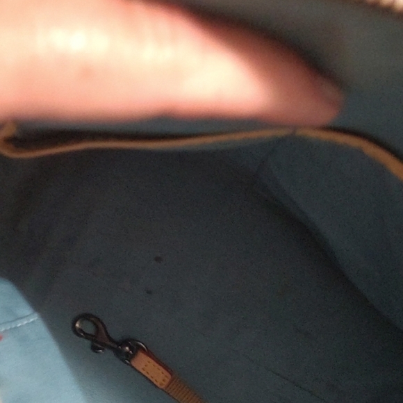 Dooney & Bourke cranberry patent leather satchel - Picture 8 of 8